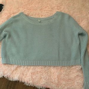 Baby blue crop top